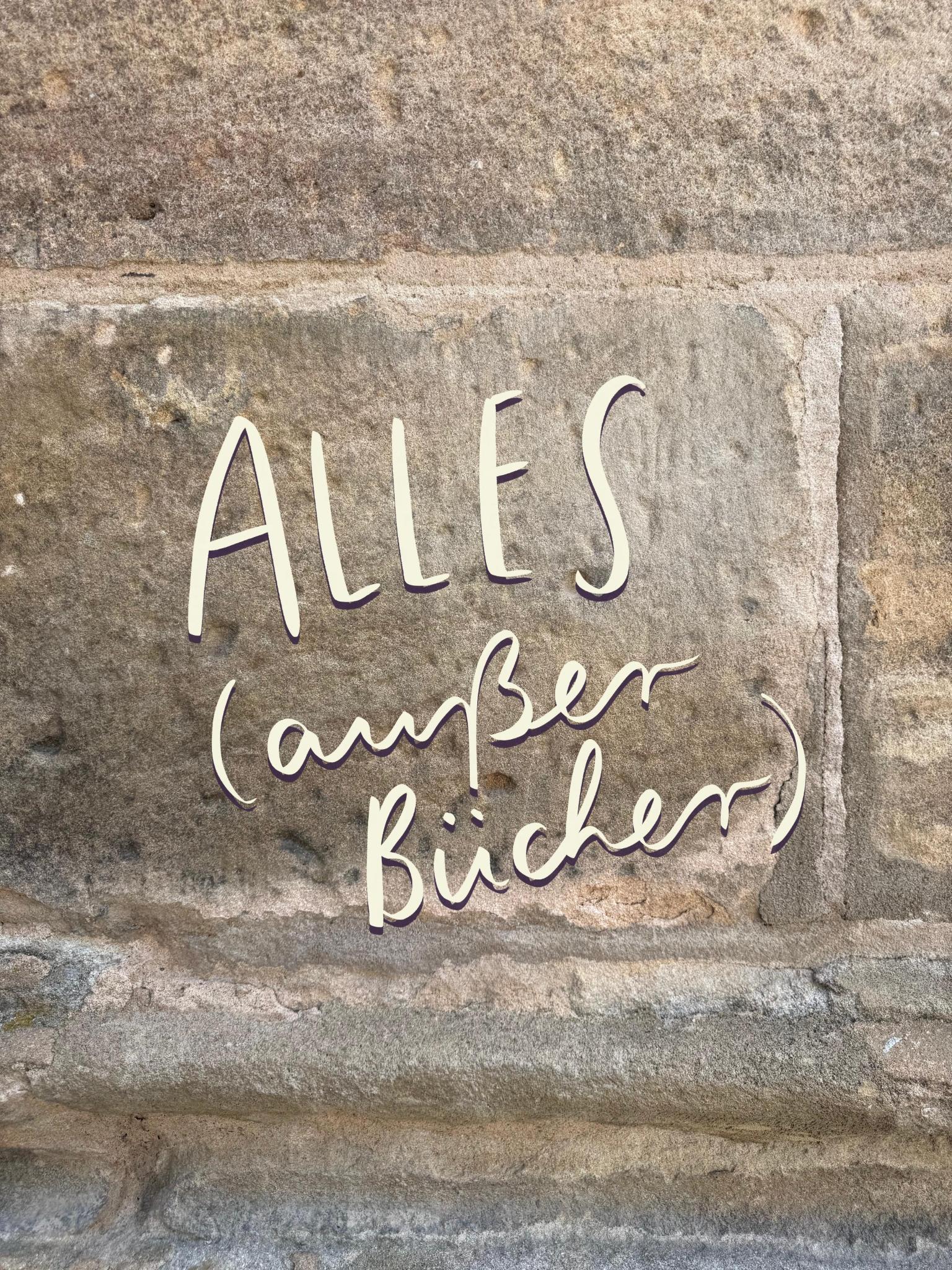 Alles außer Bücher