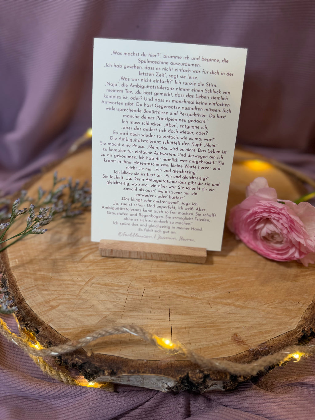 Postkarte „Ich übe Ambiguitätstoleranz“ | Eine Illustration und ein Text über eine besondere Unterhaltung.