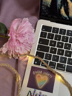 Sticker „Queer Lights“ | Ein Sticker für die Schönheit queerer Lebensrealitäten