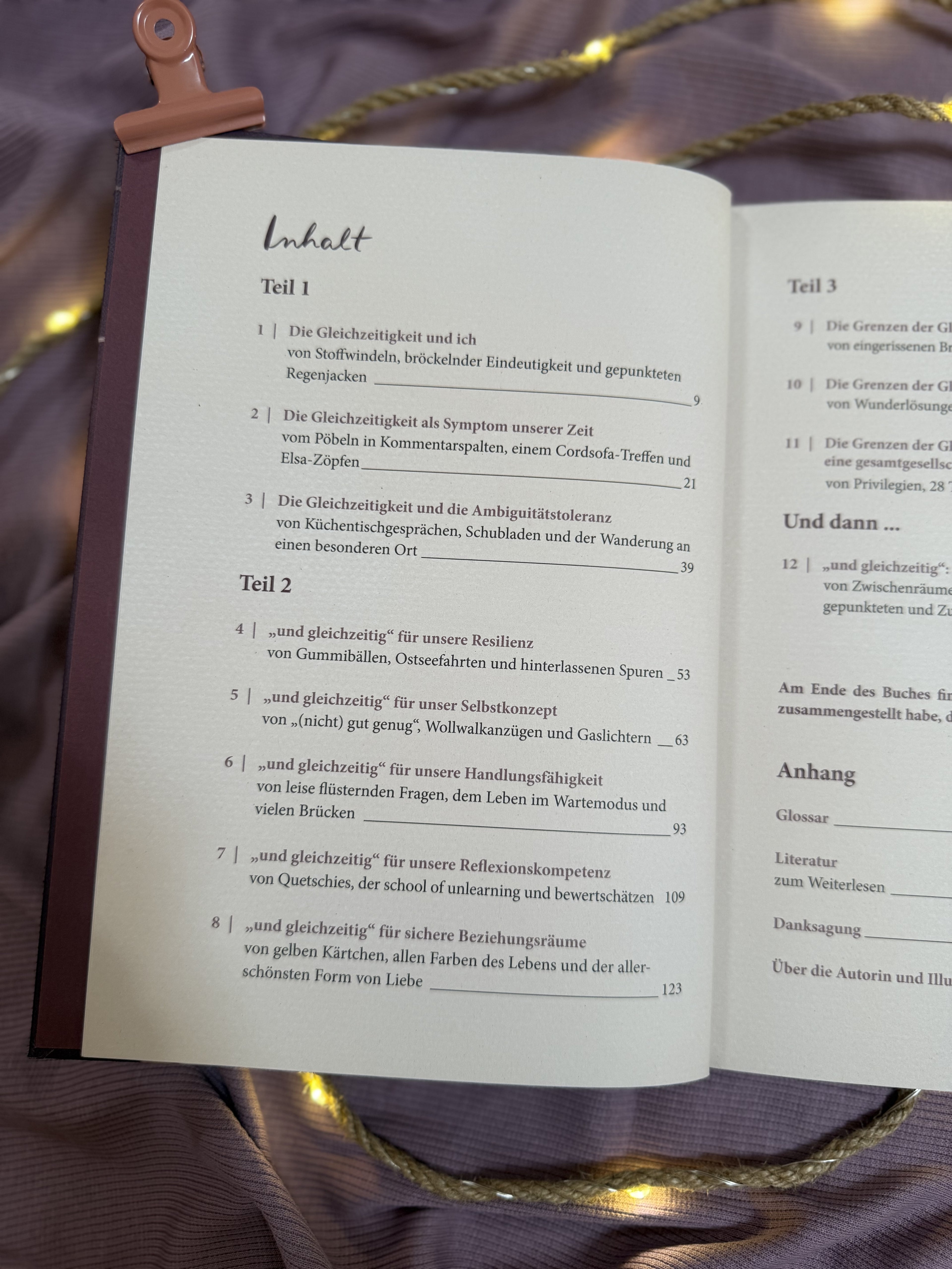 Buch „und gleichzeitig“ | Eine Liebeserklärung an zwei Worte, die das ganze Leben umspannen.