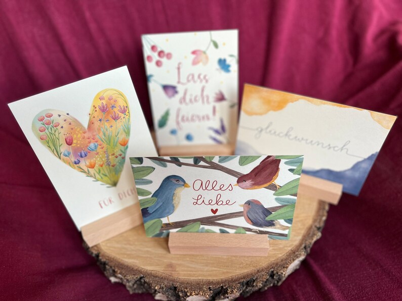 Postkartenset „Gratulation Erwachsene“ | 4 liebevoll illustrierte Motive für Geburtstage oder einfach so. Vögel, Herz, Blumen, schlicht.