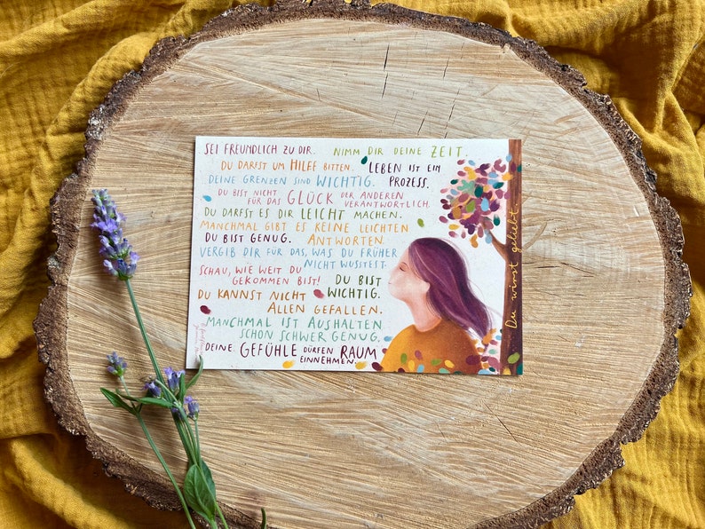 Postkarte "Botschaften für Dich 2" | eine Postkarte mit 16 liebevollen Sätzen und einer warmen Illustration. Ein Herzensmotiv!