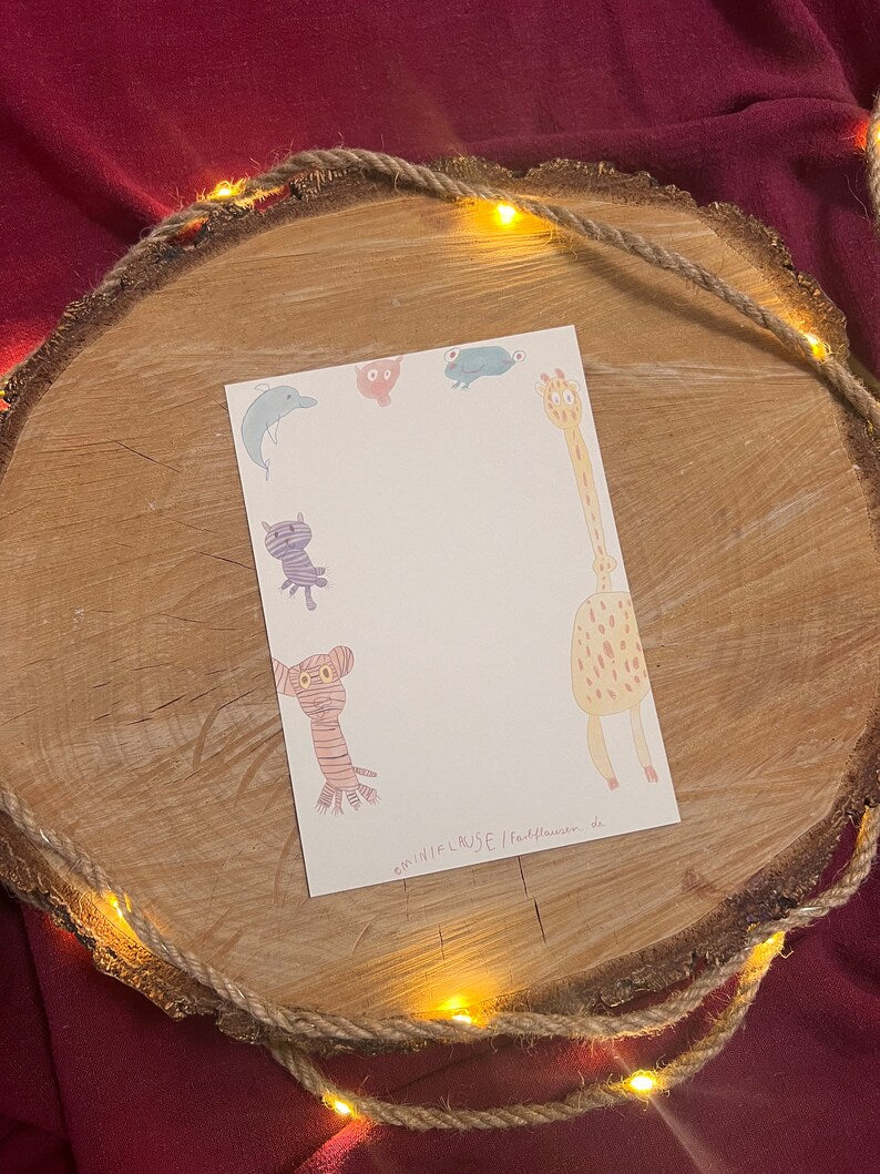 Minitiere by Miniflause| Eine Postkarte mit 6 kunterbunten freundlichen Tieren