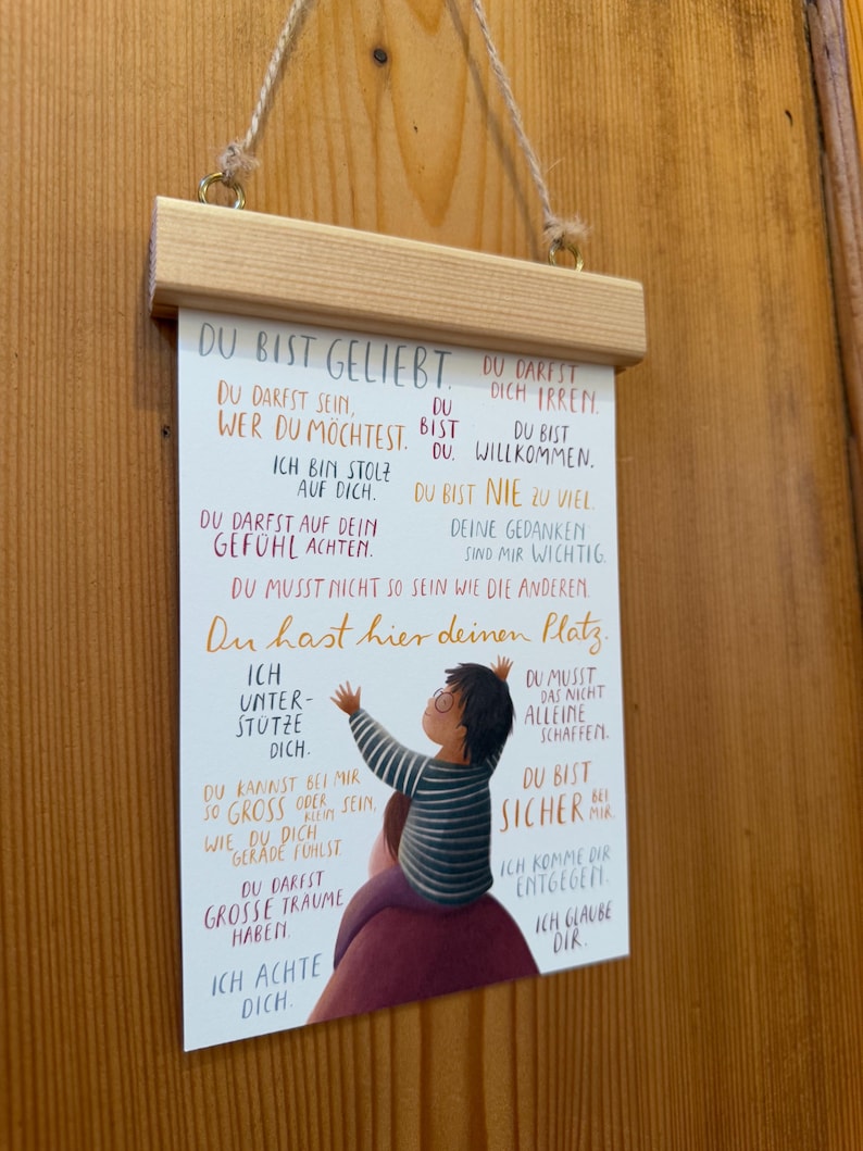 Postkarte "Botschaften für Kinder 2" | eine Postkarte mit 19 liebevollen Sätzen und einer warmen Illustration.