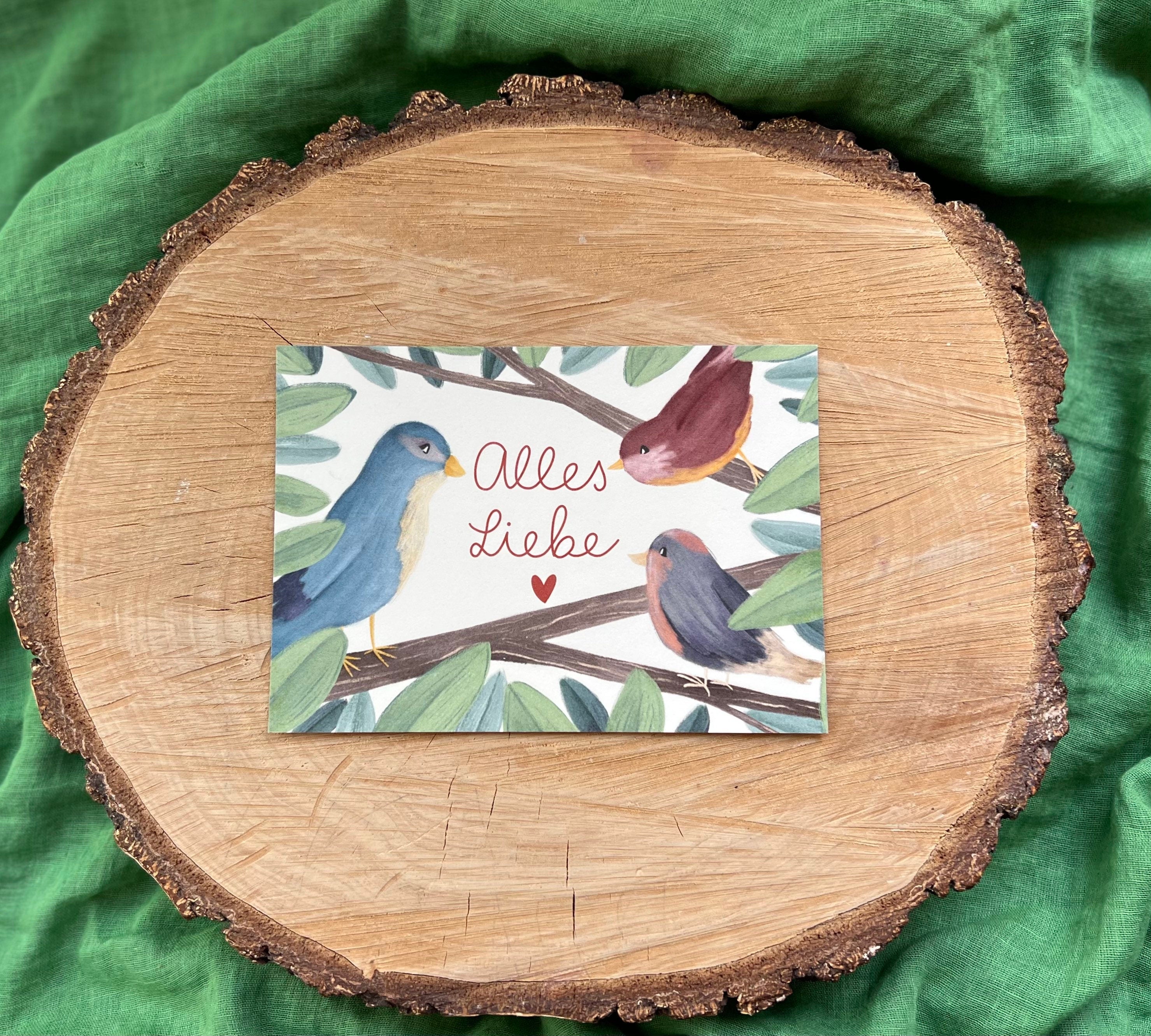 Postkarte „Zwitschergrüße“ | Drei Vögel im Baum mit Text „Alles Liebe“ - für Geburtstag, Gratulation oder einfach so!