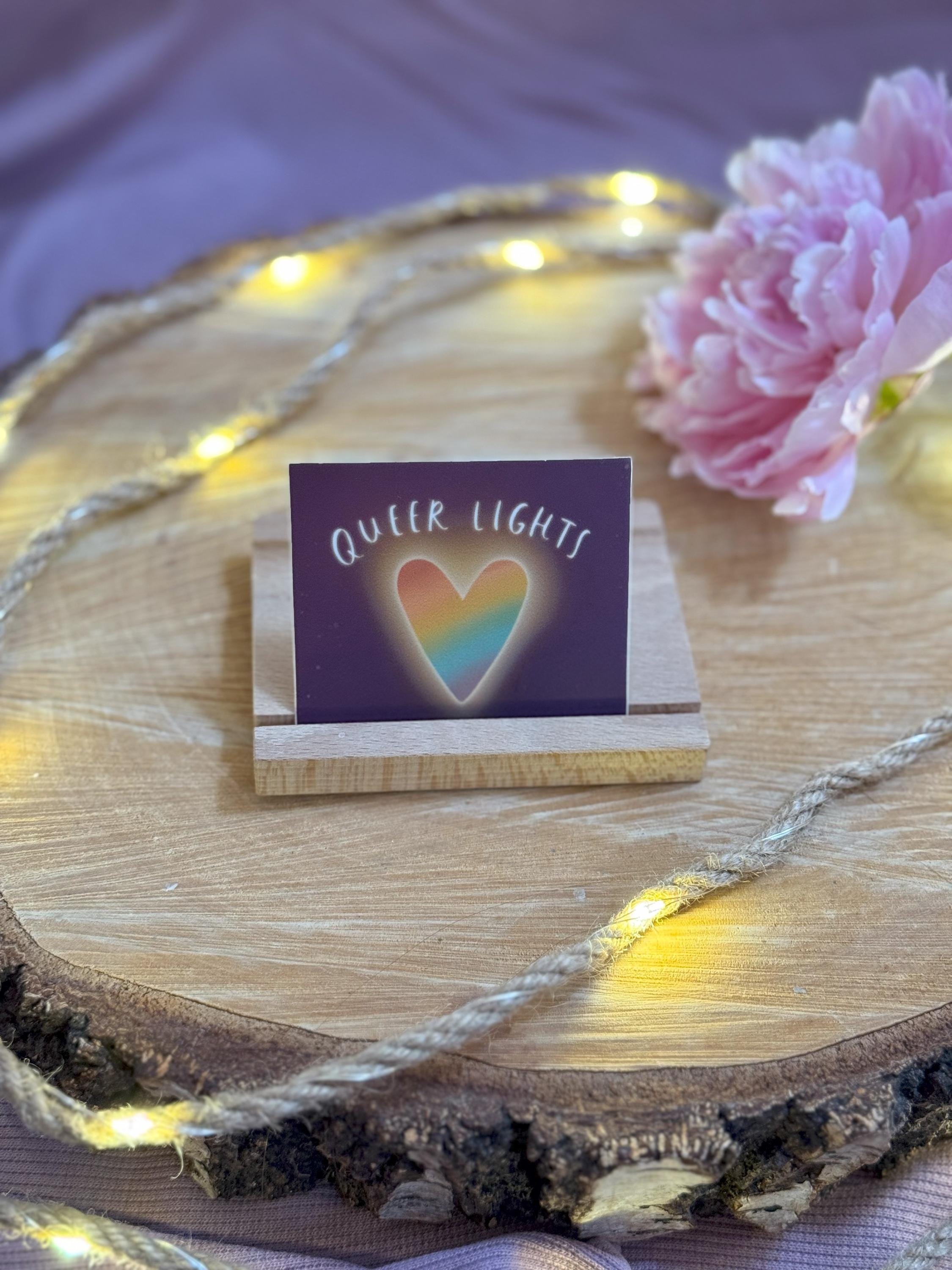 Sticker „Queer Lights“ | Ein Sticker für die Schönheit queerer Lebensrealitäten